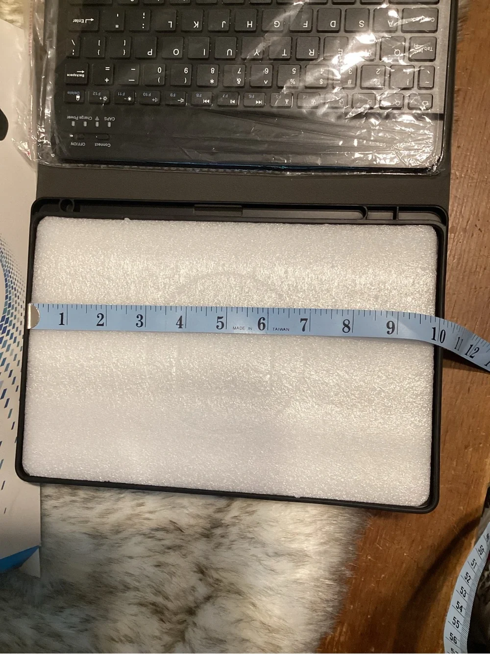 Tunkarmor Black Bluetooth Tablet Keyboard Case with Wireless Mouse
